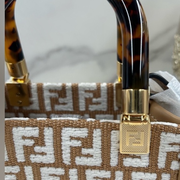 Fendi Sunshine Mini Shopper Tote NWT RARE SOLD OUT CURRENT - Picture 5 of 12